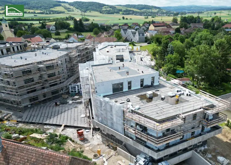 Geräumige Traumwohnung im Dachgeschoss - 2 Bäder - Klimaanlage und elektrische Raffstore -FLORIANI – Quartier am Tullnerfeld