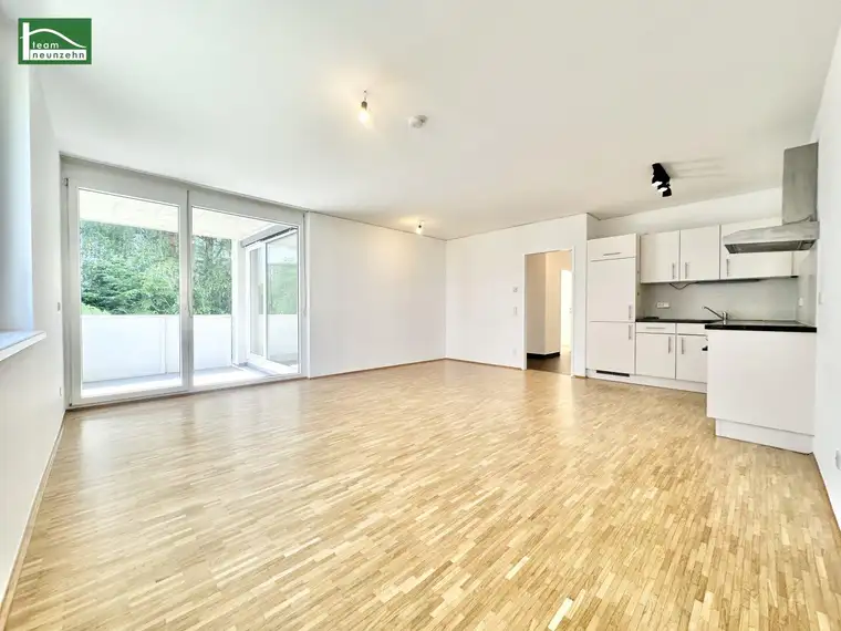 Moderne 4-Zimmer-Wohnung mit Freifläche - Wohnen in Grünlage!
