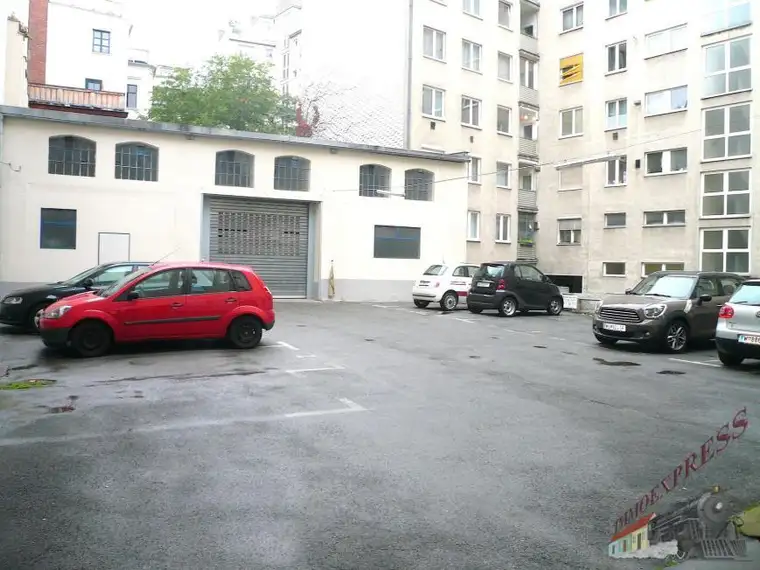 129,- EUR TOP GARAGE, Hainburger Straße ,1030 PARKEN, Aus Liebe zum Auto Nähe Kardinal Nagl Platz, Erdbergstraße