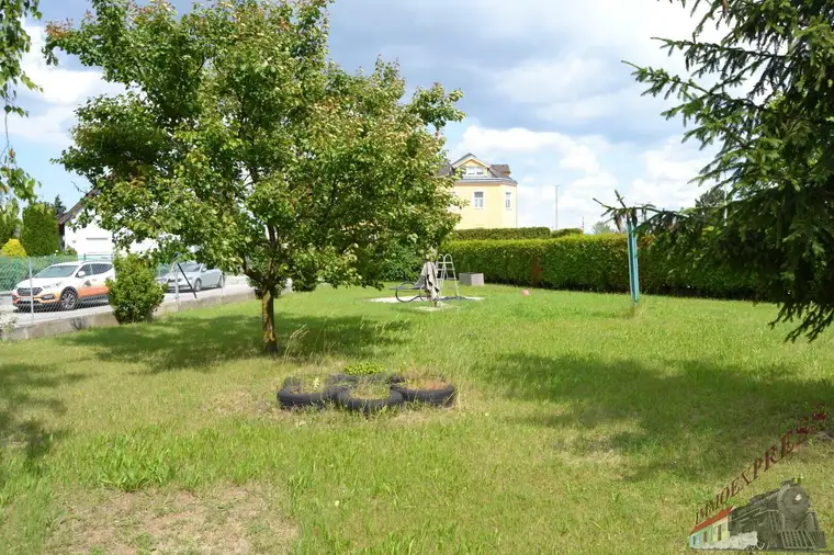 Einfamilienhaus mit großem Grundstück in Maria Ellend