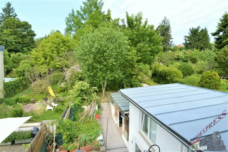 Charmantes Einfamilienhaus mit großem Garten