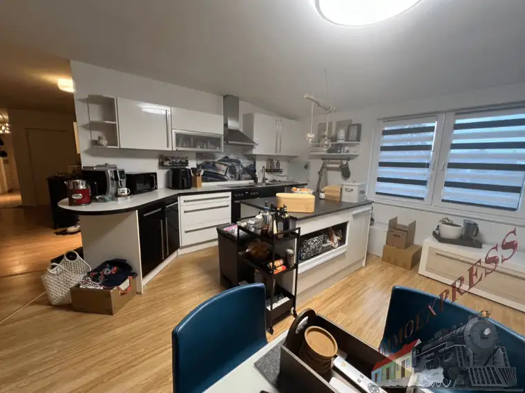 Sehr große 3 Zimmerwohnung mit 100 m² und unbefristeten Hauptmietvertrag - Haustiere erlaubt