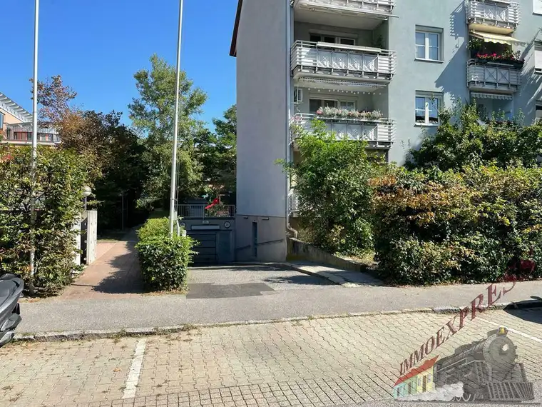 Tiefgaragenstellplatz zu kaufen ! Schwechat Schloßstraße