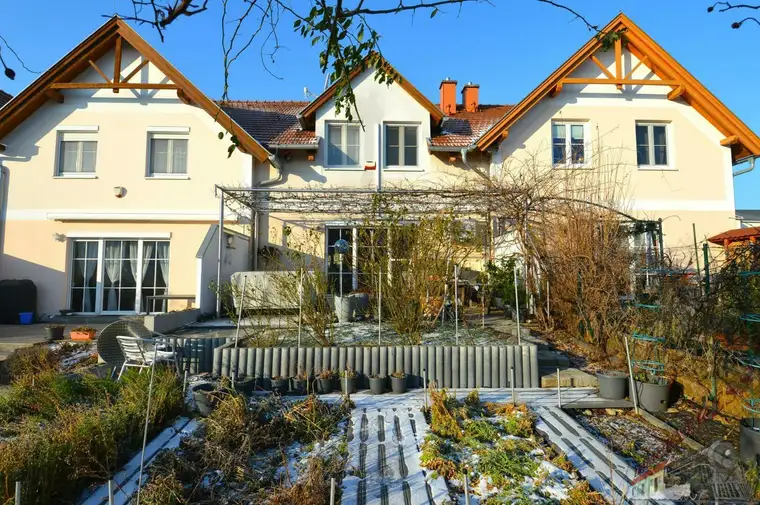 Koffer packen und einziehen - Hochwertiges und möbliertes Reihenhaus - Sackgasse