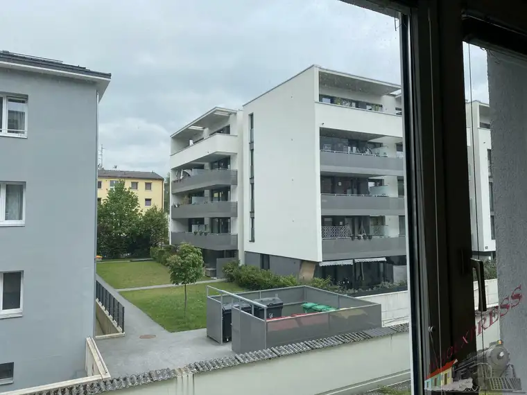 Stadtmitte - 3 Zimmerwohnung 70 m² - Balkon - TG - Aufzug - barrierefrei - Salzburg - Riedenburg