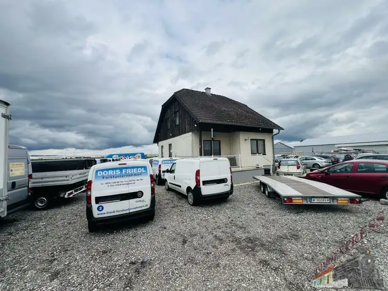 AKTION! 888 m² Gewerbegrundstück nur 15 km von WIEN! Haus mit Garage und Keller dabei!