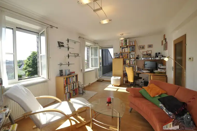 Dachterrassenwohnung in wunderschöner ruhiger Lage