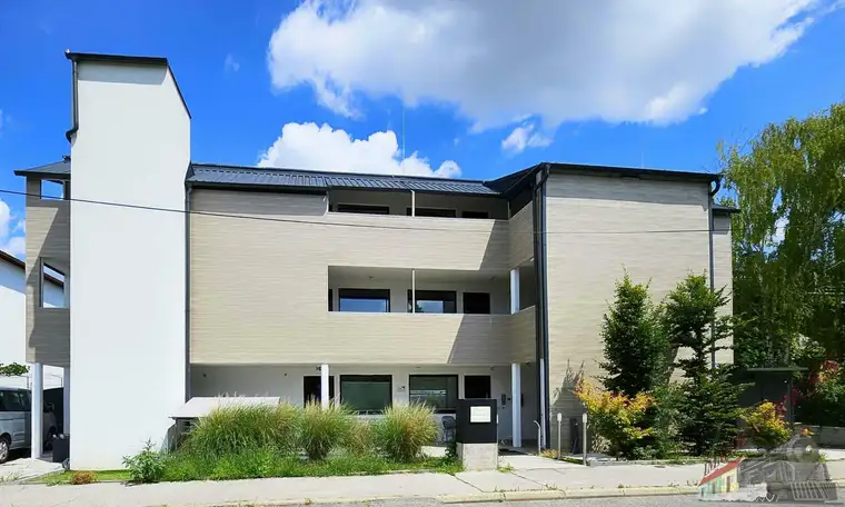 Provisionsfreies Pension/Haus mit Tiefgarage/Garten in Oberlaa bei U1 Station