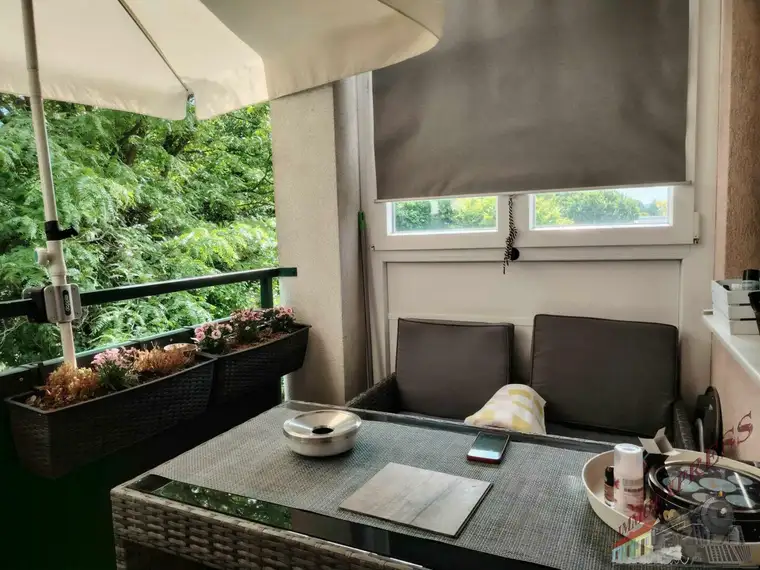 Koffer packen und einziehen - sonnige 3 Zimmer-Wohnung mit 5m² Balkon und KFZ-Stellplatz wartet auf Sie!