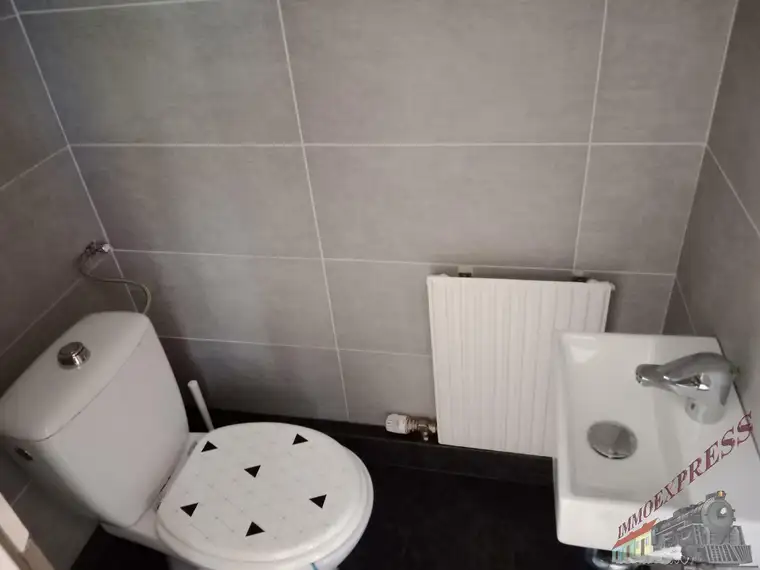 2544 Leobersdorf, unbefristete,helle 4 Zi Mietwohnung, ca.102m² Wfl.,Komplettküche 1.Stock