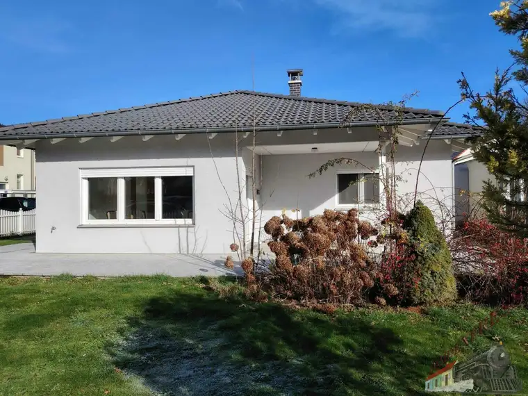 Familientraum – barrierefreier Bungalow mit kleinem Garten wartet auf Sie! ca. 45min nach Wien!