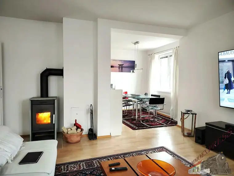 4-Zimmer-Eigentumswohnung mit Süd-Balkon und KFZ-Stellplatz wartet!