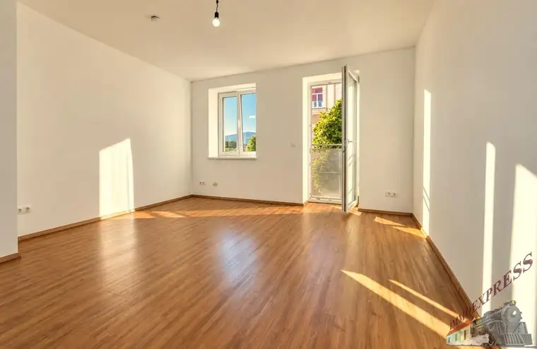 Neubauwohnung im mediterranem Stil mit sonnigem Balkon in attraktiver Lage Nähe Hauptbahnhof und Fachhochschule (FH)