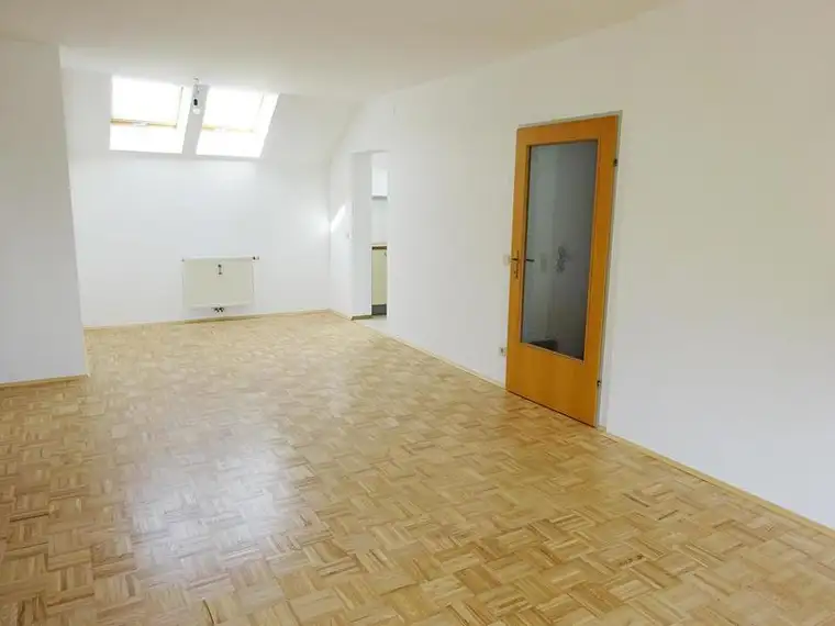 Schöne 3-Zimmer Wohnung in Hirschbach