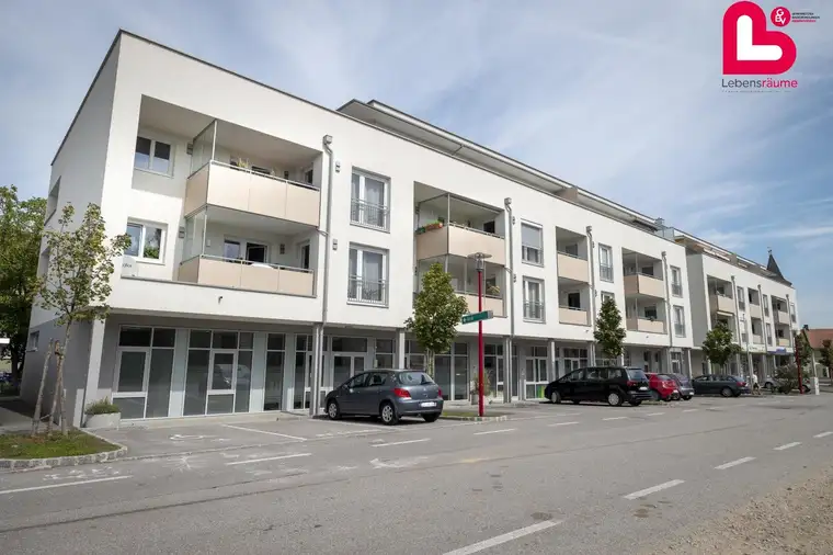 Modernes Geschäftslokal ab sofort verfügbar in Kronstorf