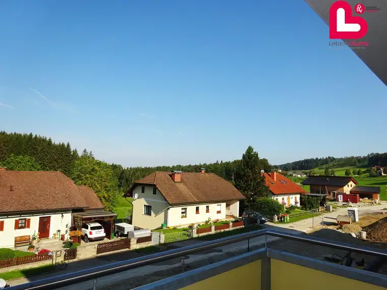 Wohnung mit herrlichem Ausblick- Küche gegen Ablöse