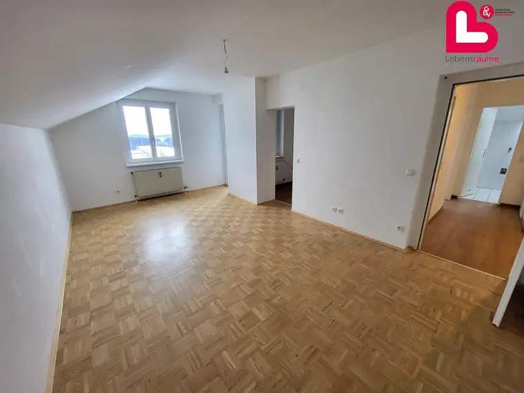 Ideal für Familien! großzügige 4-Zimmer Wohnung