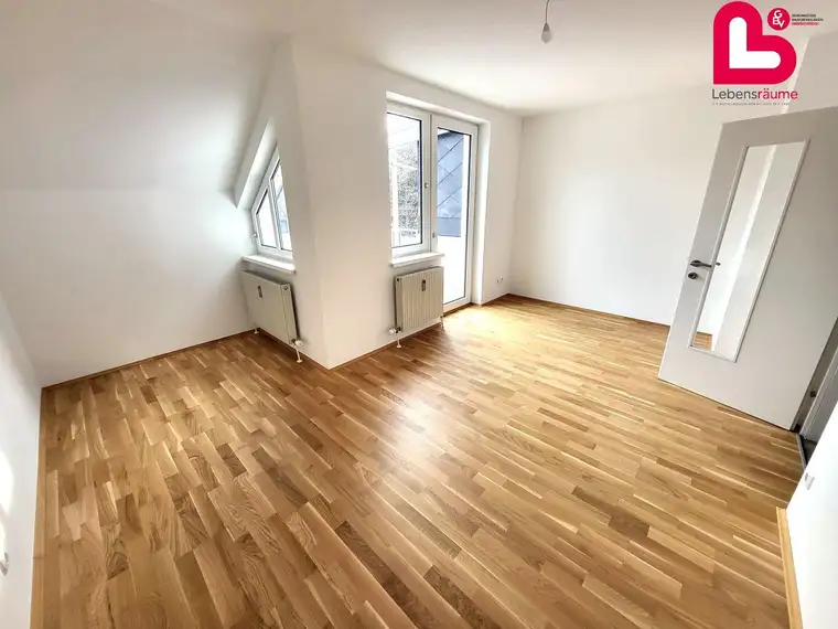 Schöne 3-Zimmer Wohnung mit Tiefgarage