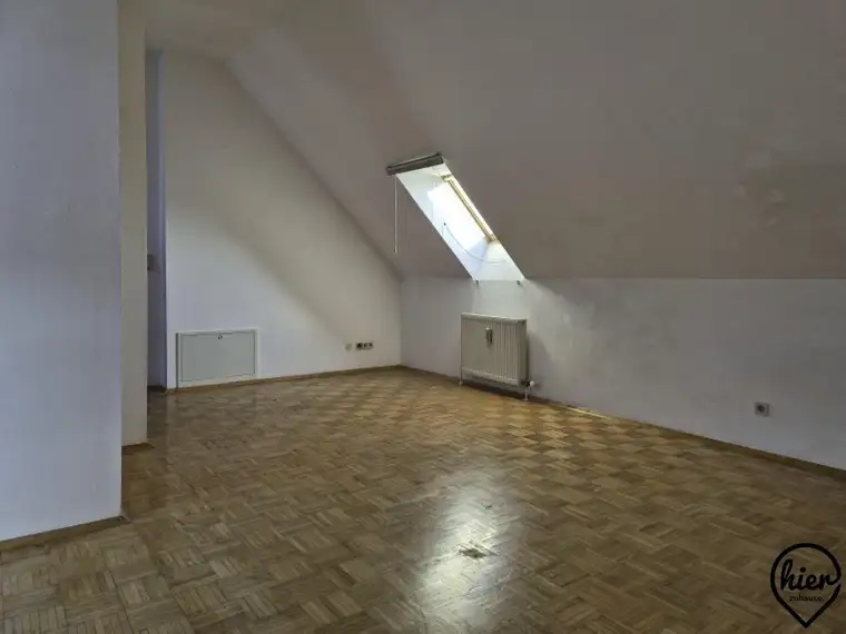 Mureck Hauptplatz: DG-Wohnung in Ruhelage