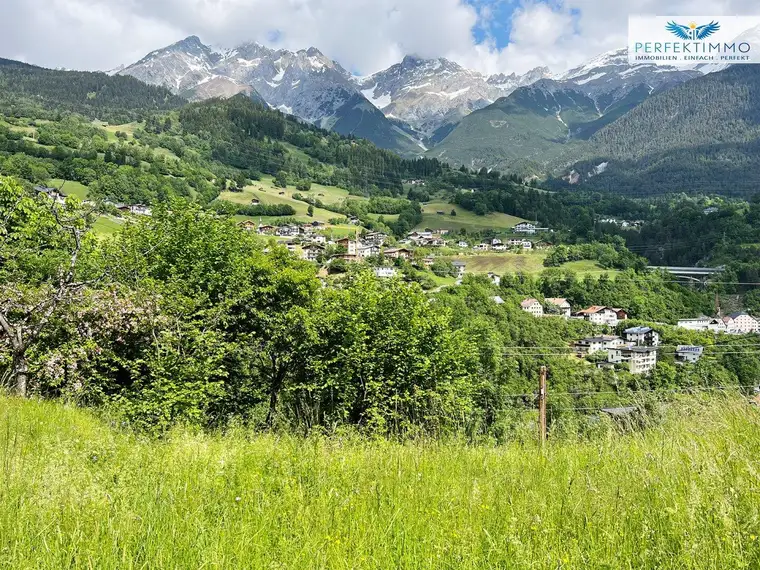 Großes Baugrundstück mit einmaliger Aussicht