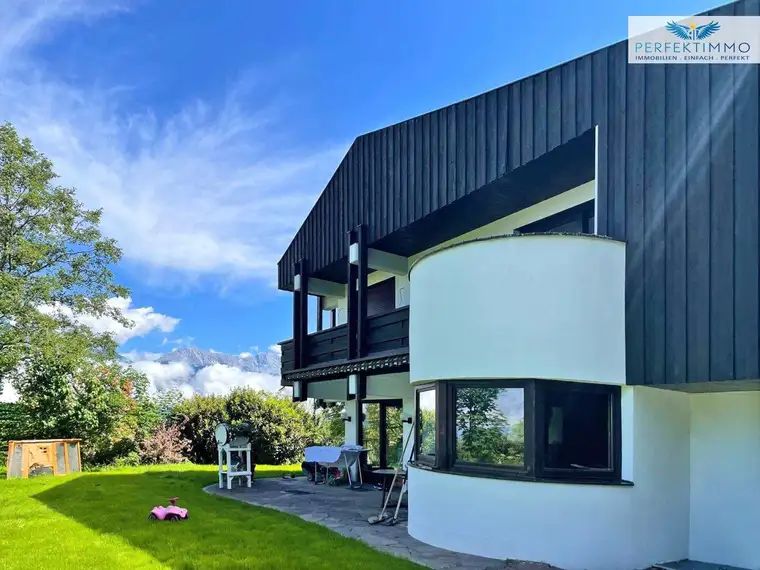 Traumhaus mit wunderbarer Terrasse und riesigem Garten in Aussichtslage