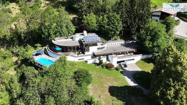 Architektenvilla mit Panoramablick über das Ötztal