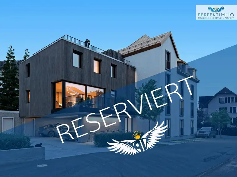 Wohnen wie im eigenen Haus: lichtdurchfluteter, geräumiger Wohntraum mit Dachterrasse *reserviert*