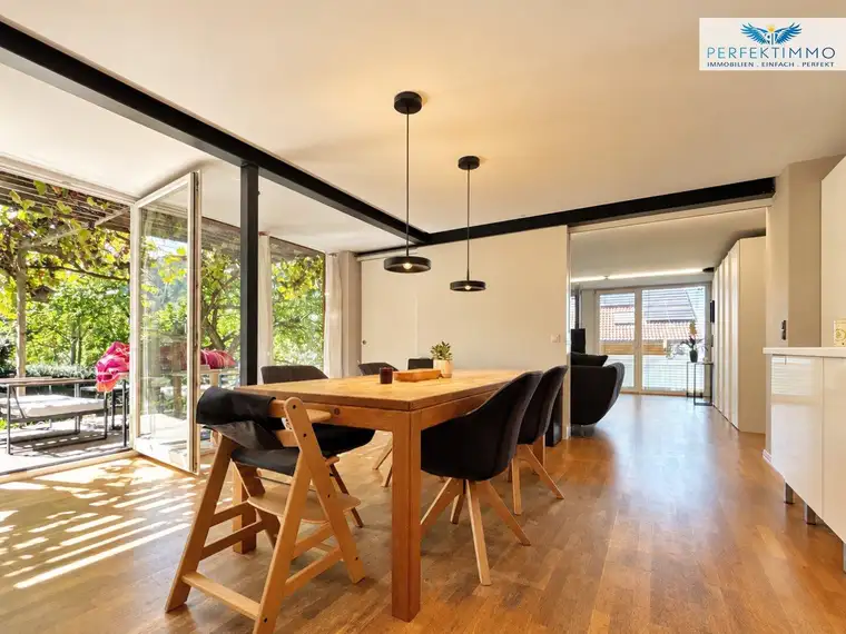 3-Zimmer-Wohnung mit Garten und idyllischer Pergola