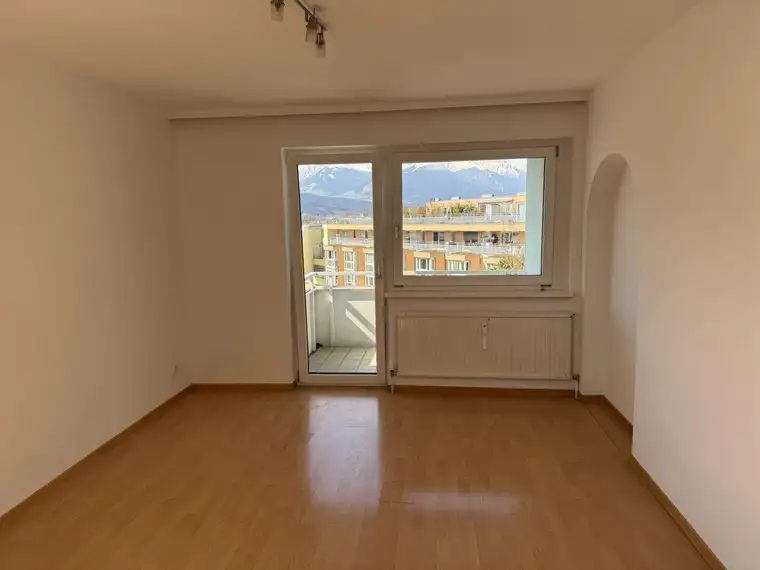 Innsbruck-West: 4-Zimmer-Wohnung ab sofort!