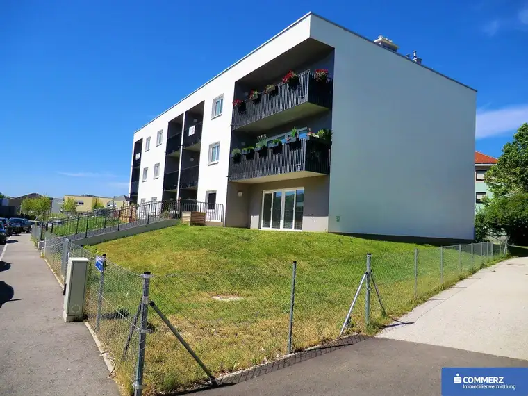 "Tolle Mietwohnung mit 174 m² Garten"!