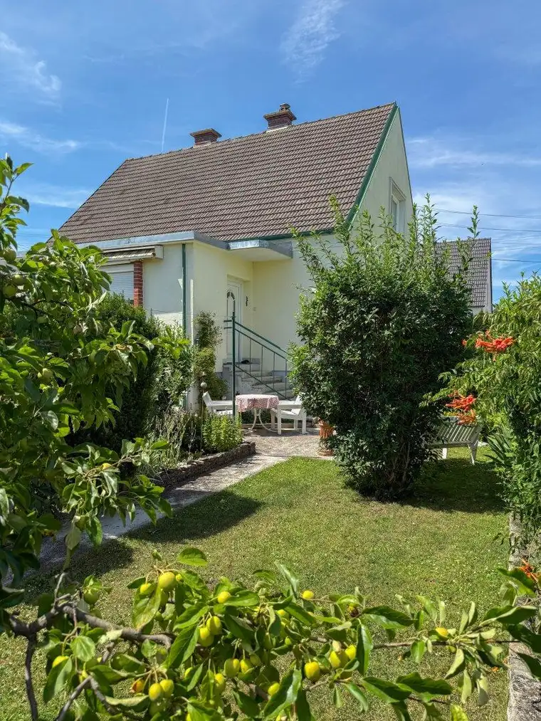 Charmantes Einfamilienhaus mit Garten – Jetzt zum reduzierten Preis!