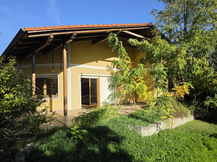 Viel Freiraum fürs Familienleben - Einfamilienhaus auf 1.337 m² Grund