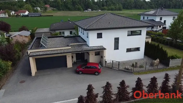 neuwertiges Einfamilienhaus