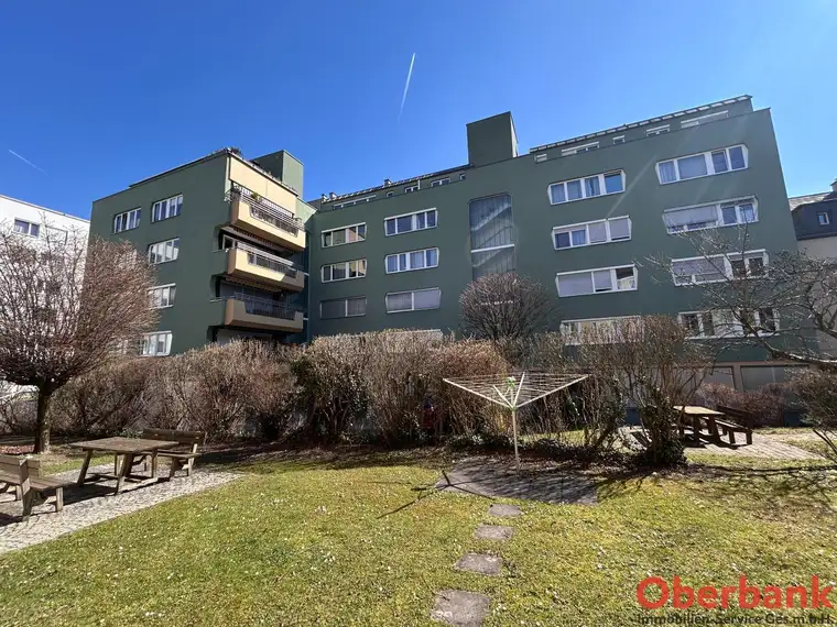 Traumhafte 3 Zimmer Balkonwohnung inkl. PKW Abstellplatz