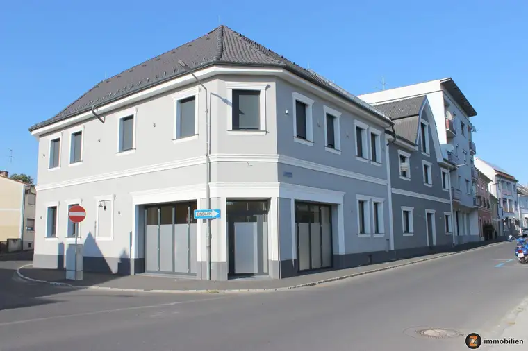Anlageobjekt im Zentrum von Stegersbach: 2 Wohnungen &amp; 1 Geschäftslokal