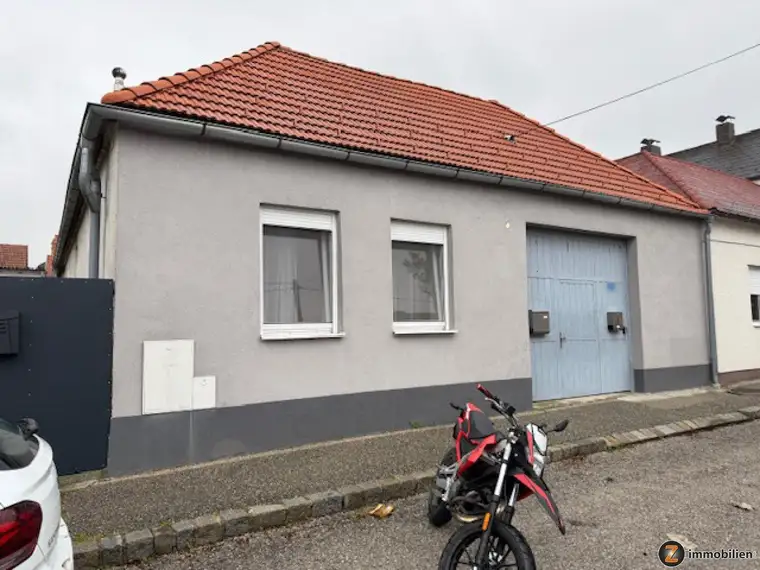 Hornstein: Haus mit 2 Wohneinheiten in ruhiger Lage