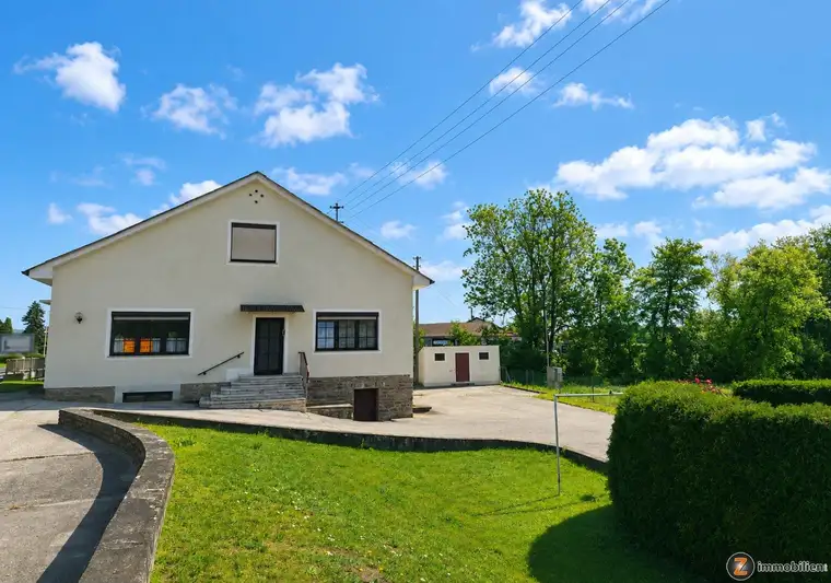 Geräumiges Einfamilienhaus im Ortsgebiet
