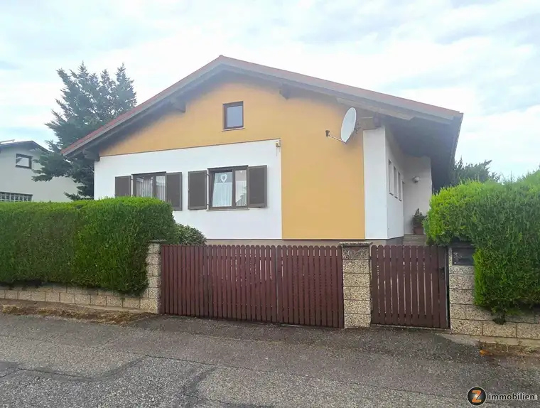 Sollenau: Bungalow in sehr schöner Ruhelage in der Sonnenhainsiedlung!