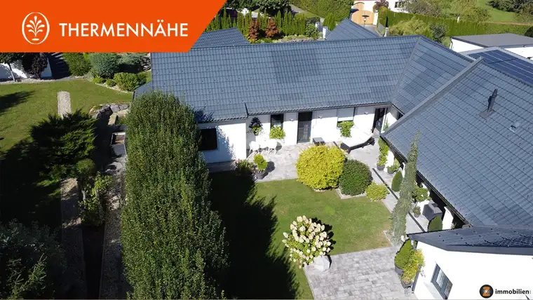 Modernes Wohnhaus mit zwei barrierefreien, getrennten Einheiten