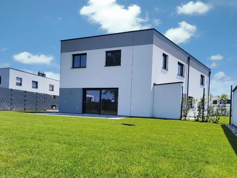 NEUES ZIEGELHAUS ab sofort verfügbar *FAMILIENHIT JETZT BESICHTIGEN* Haus 17/1
