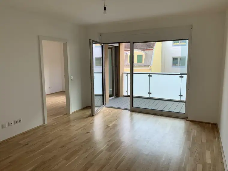 Prov.Frei - ERSTBEZUG, Wohnküche, Loggia im Bezirk Lend