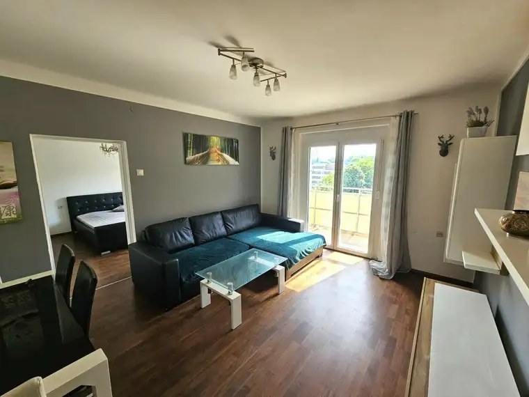Kasernstraße, ruhige 2 Zimmer + Balkon ideal für Paare ++Videorundgang++