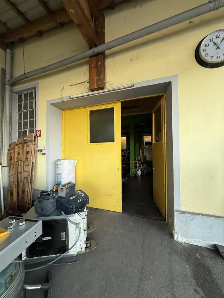 Halle/Lager + Büro -&gt; Konfigurierbar je nach Anforderung von 1-3 Flächen möglich