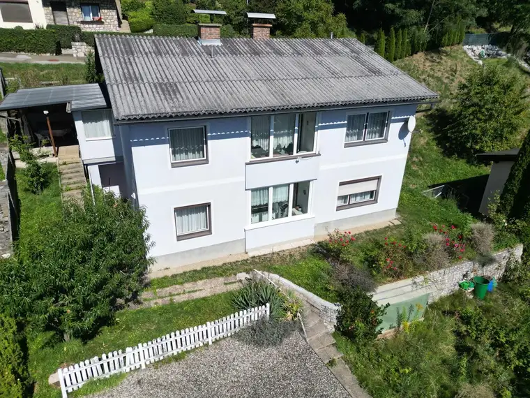 Sofort beziehbares Ein/Zweifamilienwohnhaus in Aussichtslage in Fohnsdorf