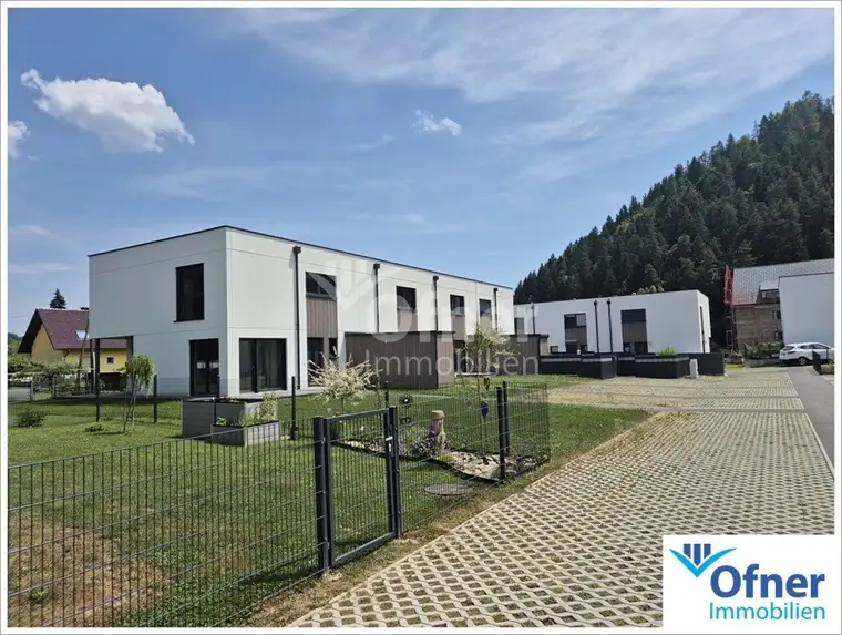 Top-Neubauprojekt: Modern wohnen in zentrumsnaher Grünlage - schlüsselfertig