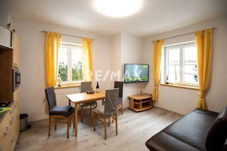KAUFVEREINBARUNG!!! Nette Wohnung in Haus/Ennstal