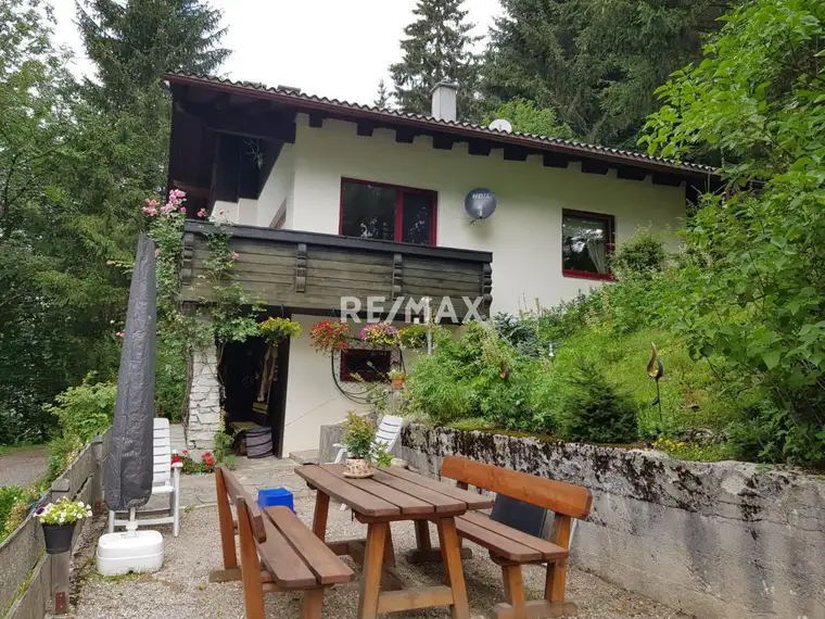 Großzügiges Landhaus mit Traumausblick!