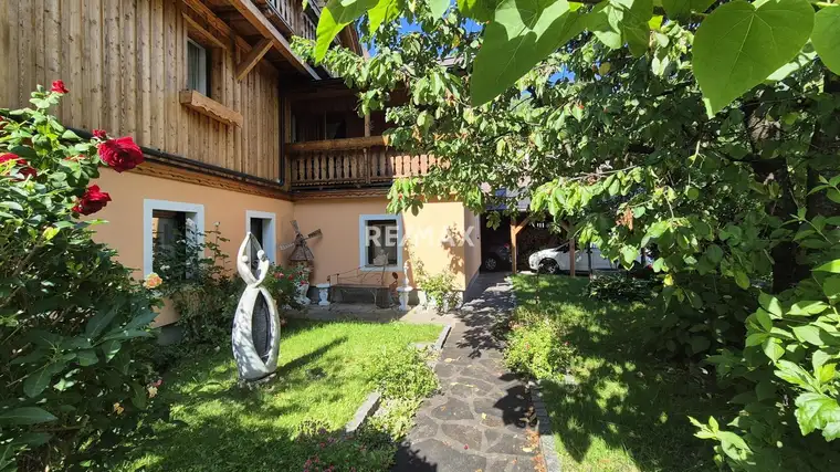 Bad Aussee Zentrum: Haus mit 6 Wohnungen und Garten
