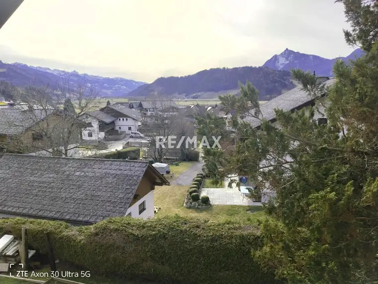 KOMPLETTE Haus- Etage, mit großzügigen Garten und Grünruhelage in Niederöblarn!