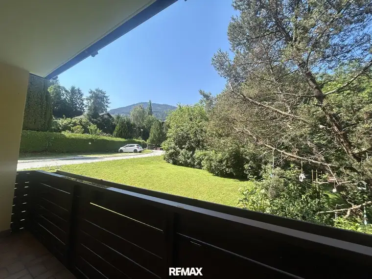 3-Zimmer Wohnung mit viel Potenzial und sonniger Loggia!